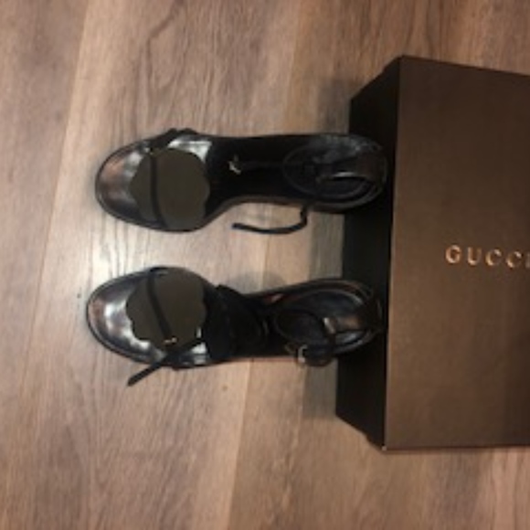 Black Gucci Heels Featured on Rolling Stones Cov… - Picture 6 of 16